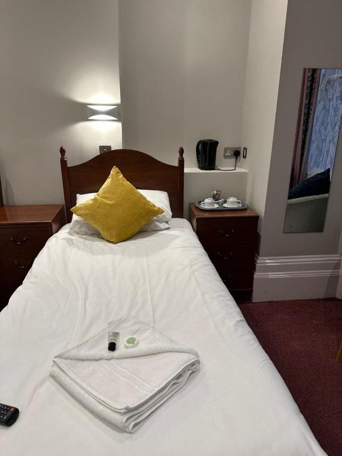 Hadleigh Hotel 伊斯特布恩 外观 照片
